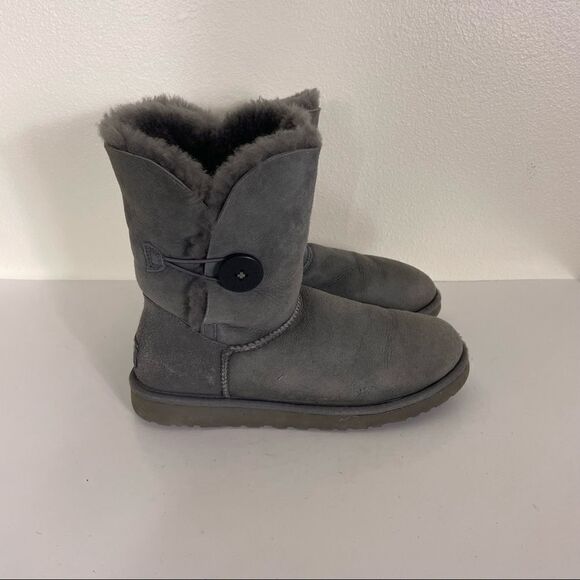 UGG Grey Bailey Button Fur Lined Boots - Picture 1 of 9